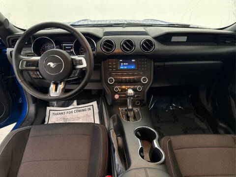 2017 Ford Mustang V6