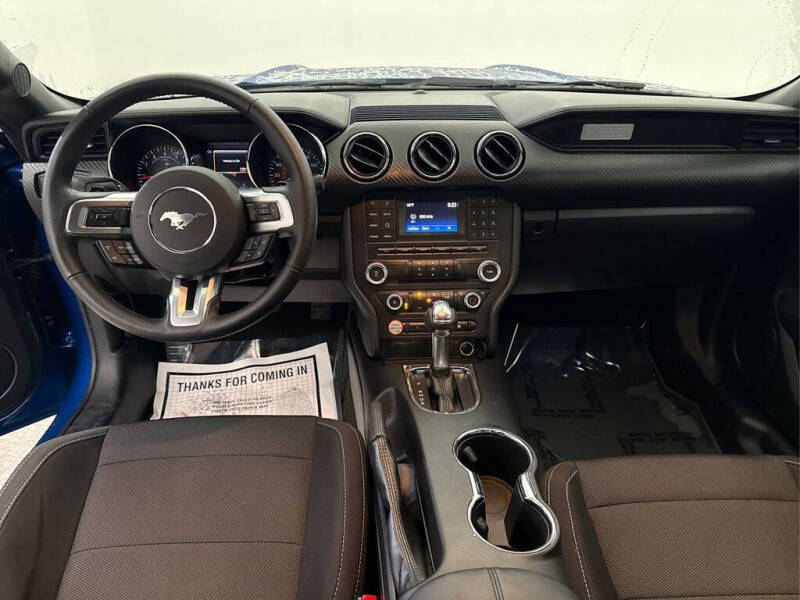 2017 Ford Mustang V6