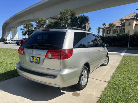 2008 Toyota Sienna CE 7-Passenger