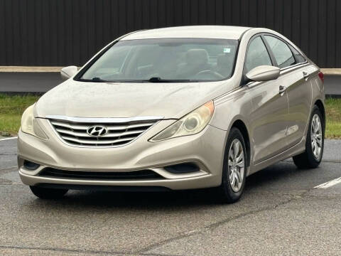 2011 Hyundai Sonata for sale at All American Auto Brokers in Chesterfield IN