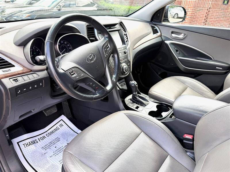 2017 Hyundai Santa Fe Limited Ultimate