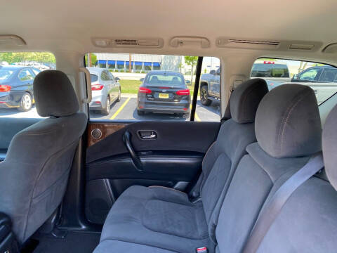 2017 Nissan Armada SV