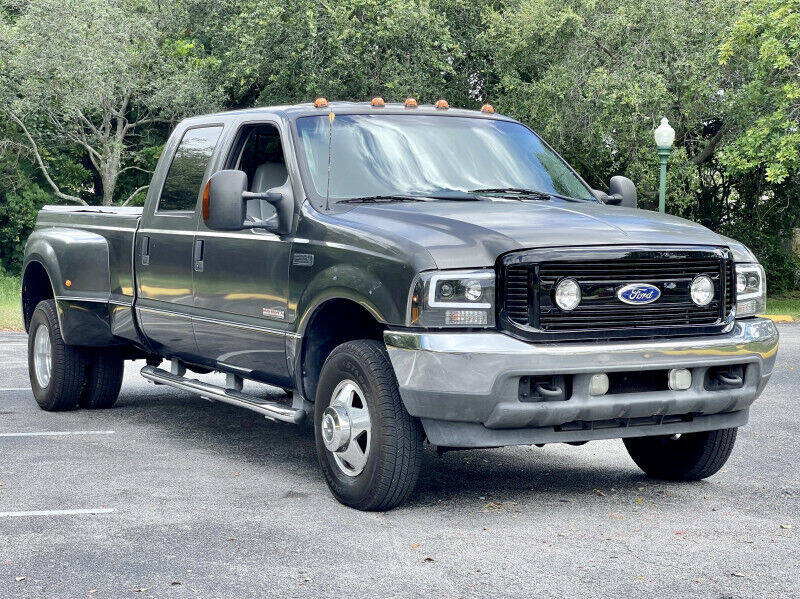 2003 FORD F-350 Pickup - $15,995