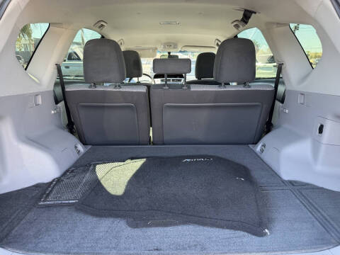 2017 Toyota Prius v Two