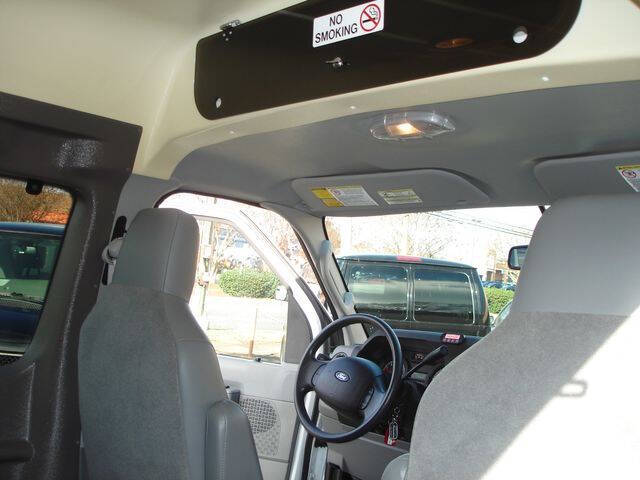 2014 Ford E-Series E-350 SD