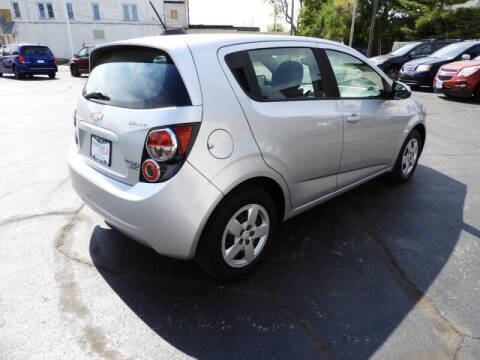 2016 Chevrolet Sonic LS Auto