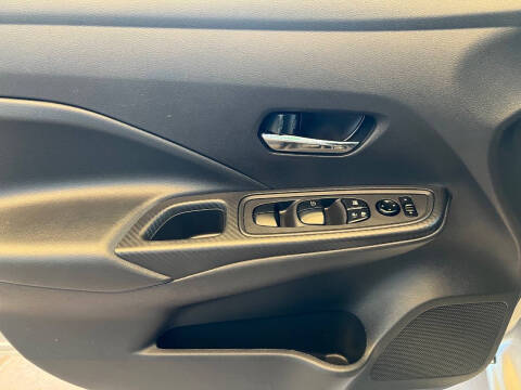 2023 Nissan Versa SV