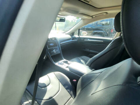 2020 Ford Fusion Titanium