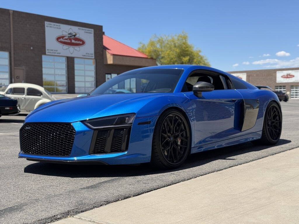 2017 Audi R8 12