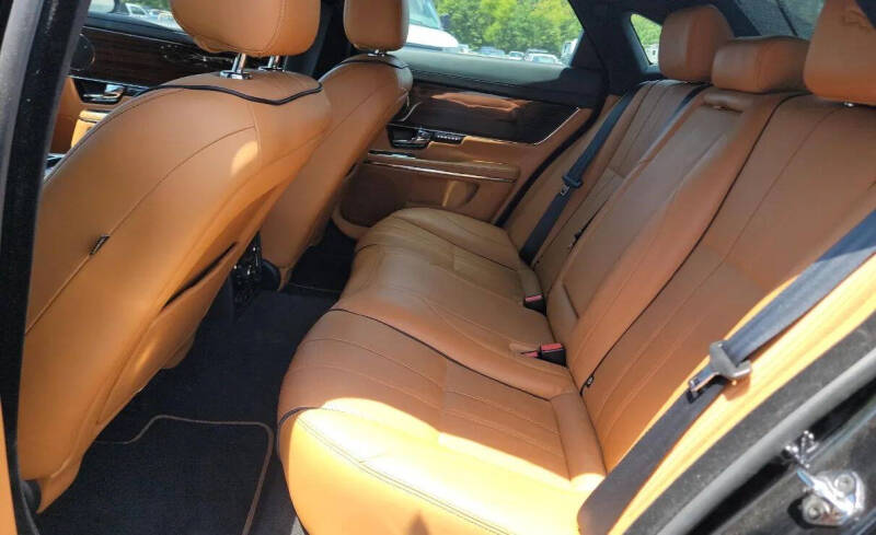 2011 Jaguar XJ