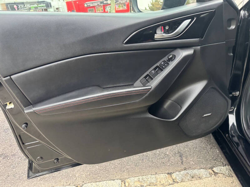 2015 Mazda MAZDA3 s Touring