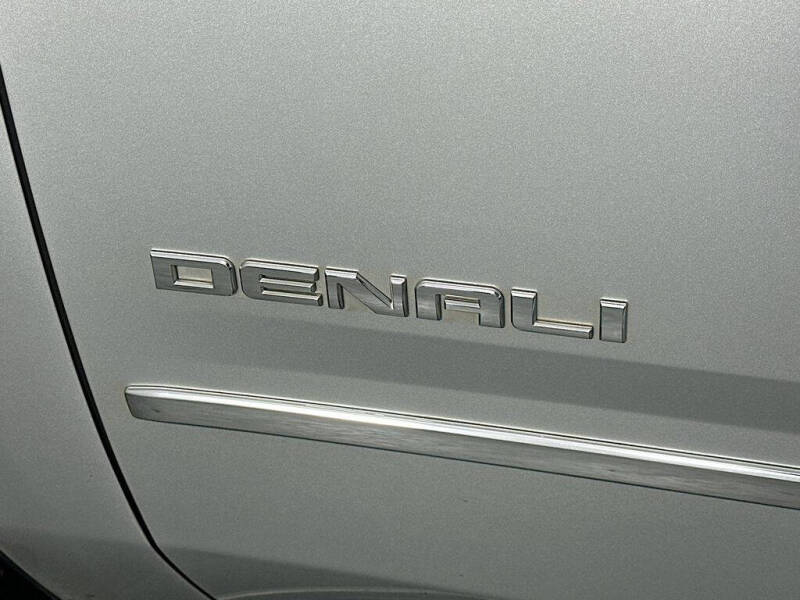 2017 GMC Yukon Denali