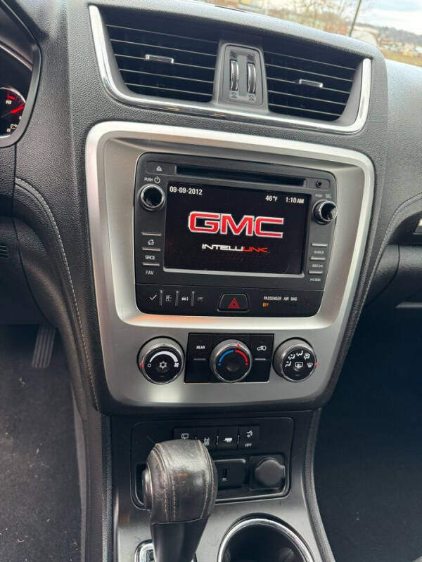 2016 GMC Acadia SLE-2