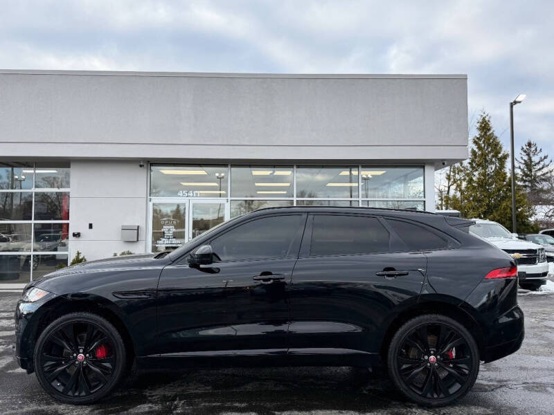 2019 Jaguar F-PACE S
