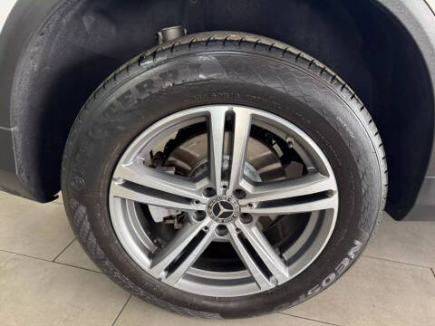 2020 Mercedes-Benz GLC GLC 300