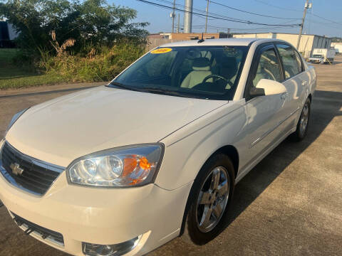 2006 Chevrolet Malibu for sale at Wendell Motors LLC in Hueytown AL