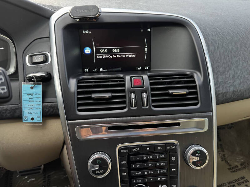 2015 Volvo XC60 T5 Drive-E Premier