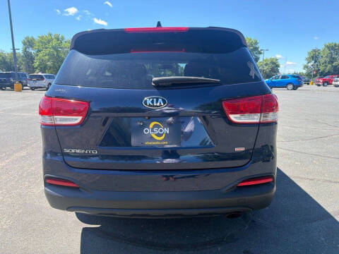 2016 Kia Sorento LX