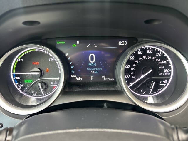 2023 Toyota Camry Hybrid XLE