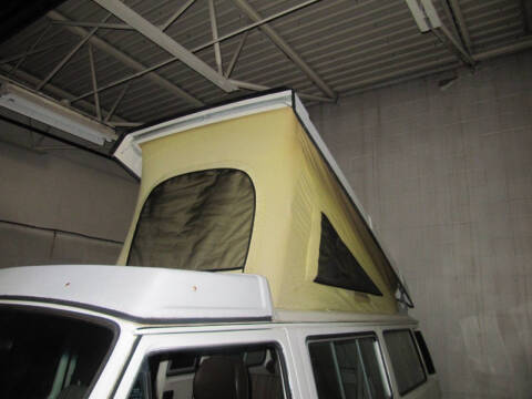 1982 Volkswagen Vanagon Camper