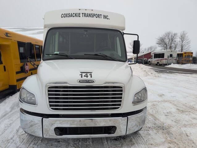 2015 Freightliner M2 106