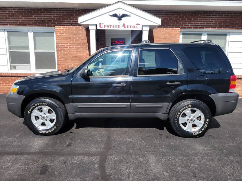 2006 Ford Escape for sale at UPSTATE AUTO INC in Germantown NY