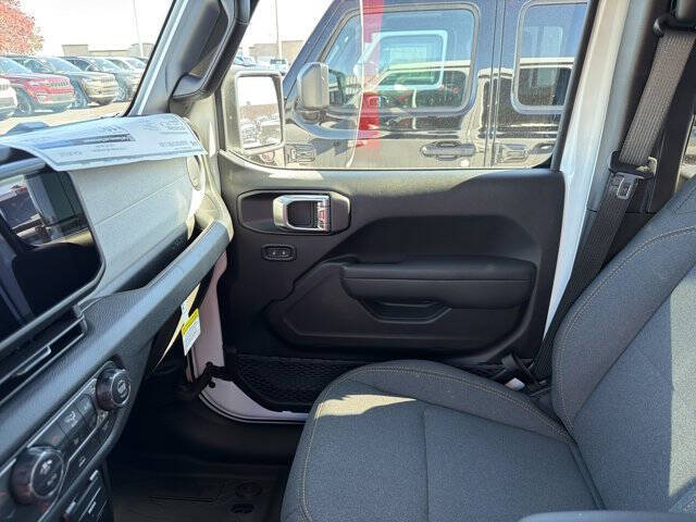 2026 Jeep Gladiator Sport S