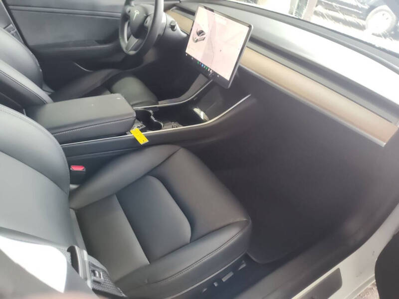 2020 Tesla Model 3 Standard Range Plus