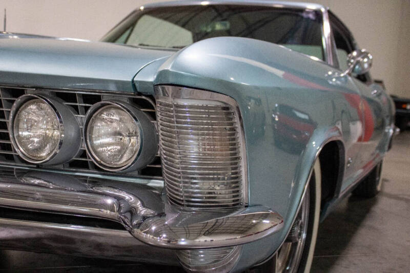 1963 Buick Riviera