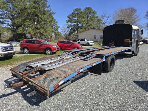 2005 Freightliner MB/Bus