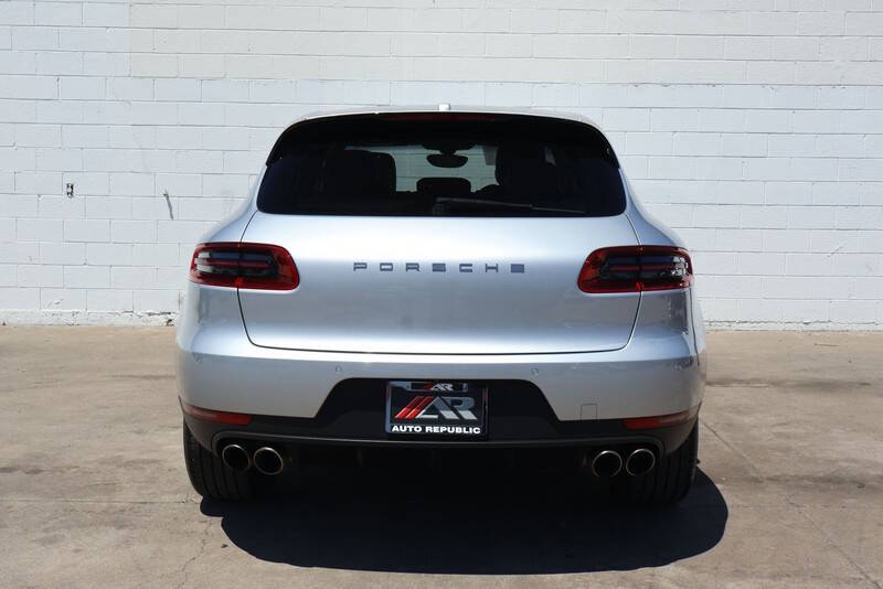 2015 Porsche Macan S