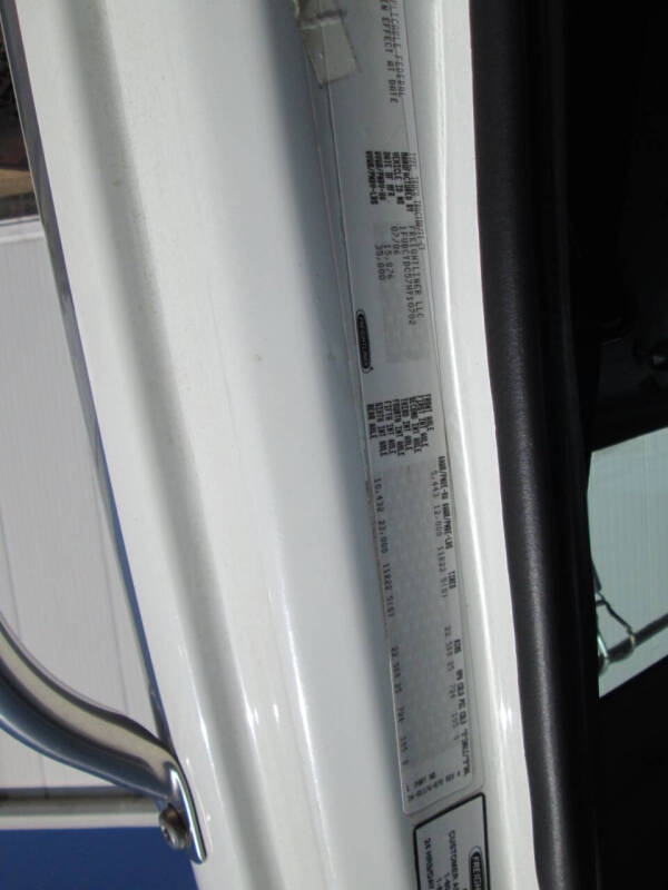 2005 Freightliner Business class M2