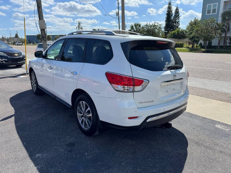 2013 Nissan Pathfinder SV