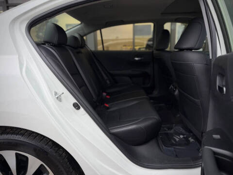 2017 Honda Accord Hybrid EX-L