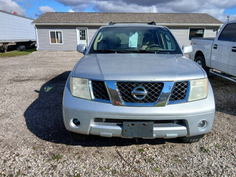 2005 Nissan Pathfinder SE