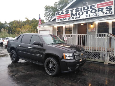 2007 Chevrolet Avalanche for sale at EASTSIDE MOTORS in Tulsa OK