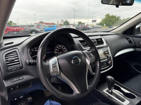 2017 Nissan Altima 2.5 SV