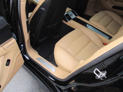 2013 Porsche Panamera 4