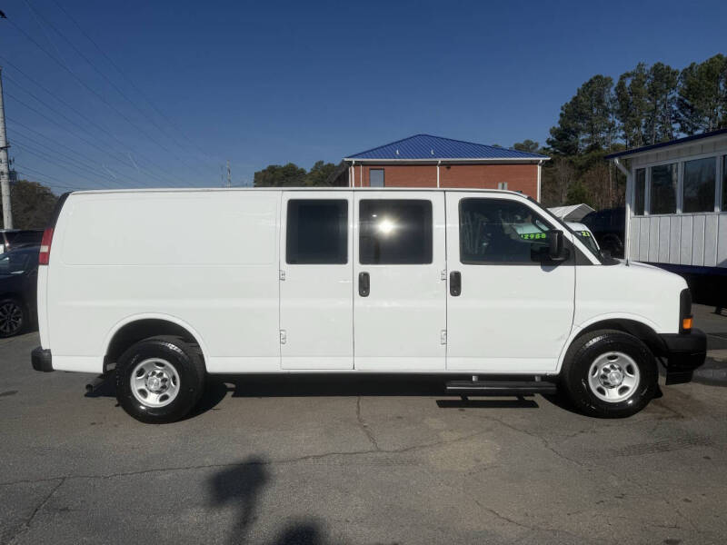 2017 Chevrolet Express 2500