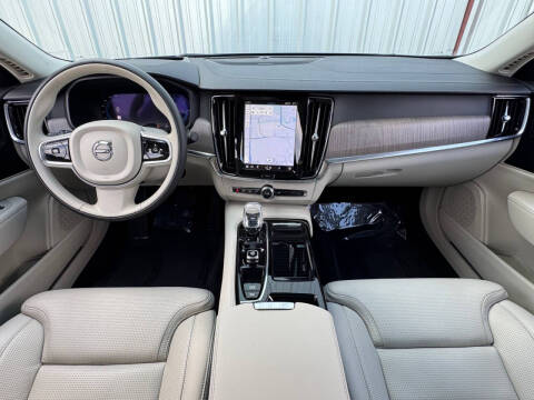 2024 Volvo S90 Recharge T8 Ultimate