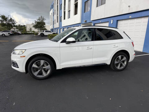 2020 Audi Q5 quattro Titanium Premium 45 TFSI