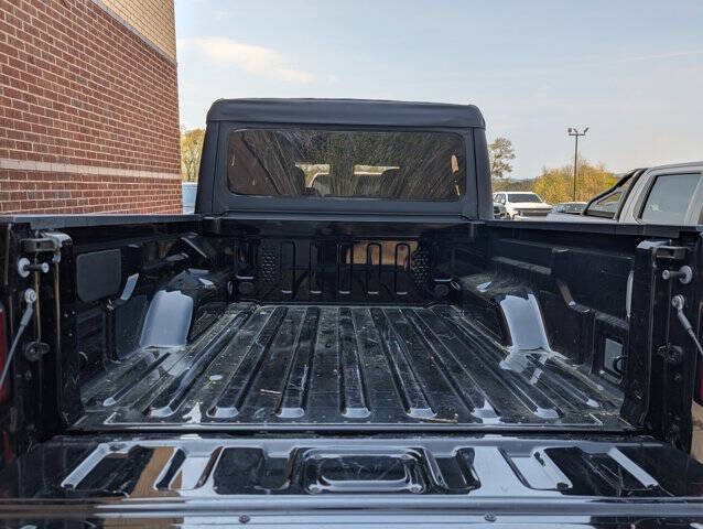 2025 Jeep Gladiator Willys