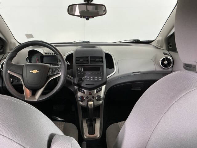 2015 Chevrolet Sonic LS Auto