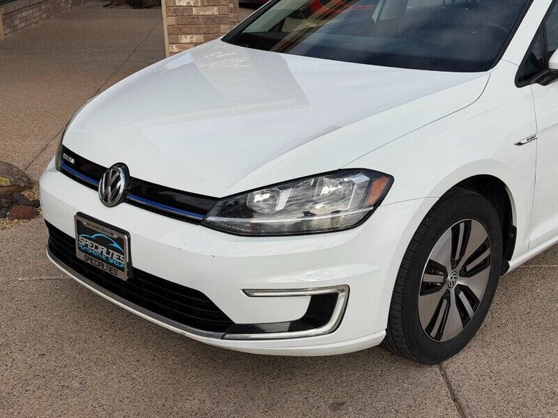 2017 Volkswagen e-Golf SE