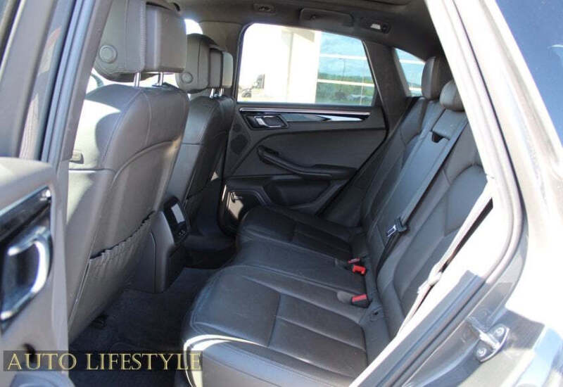 2015 Porsche Macan S