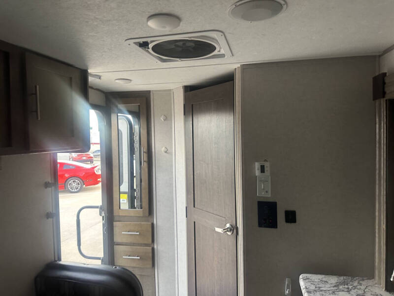 2017 Forest River R pod