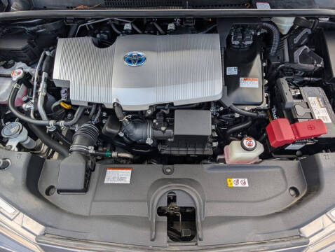 2021 Toyota Prius LE