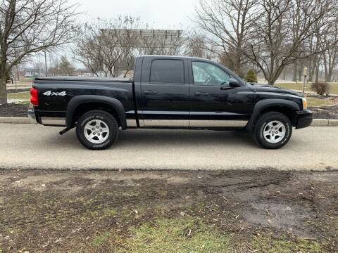 2006 Dodge Dakota for sale at Clarks Auto Sales in Connersville IN