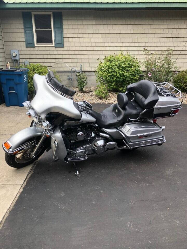 2003 HarleyDavidson Ultra Classic Electra Glide For Sale In Peotone