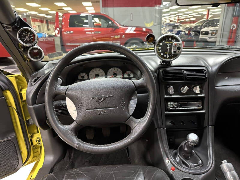 2000 Ford Mustang GT